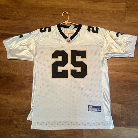 Reebok Reggie Bush Football Jersey with Bold Number 25 - Picture 1 of 5